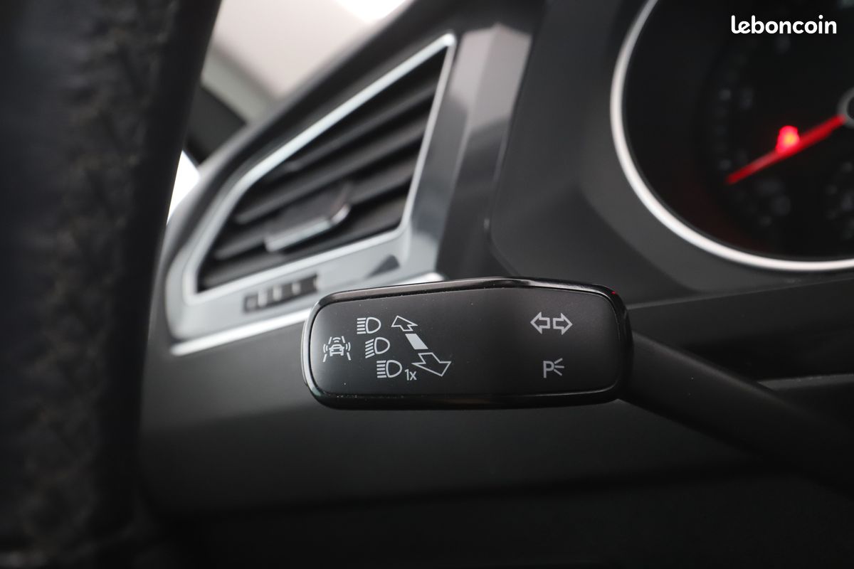 Volkswagen Tiguan 1.4 TSI ACT BlueMotion Tech Confortline DSG6 150 ch (image 25)