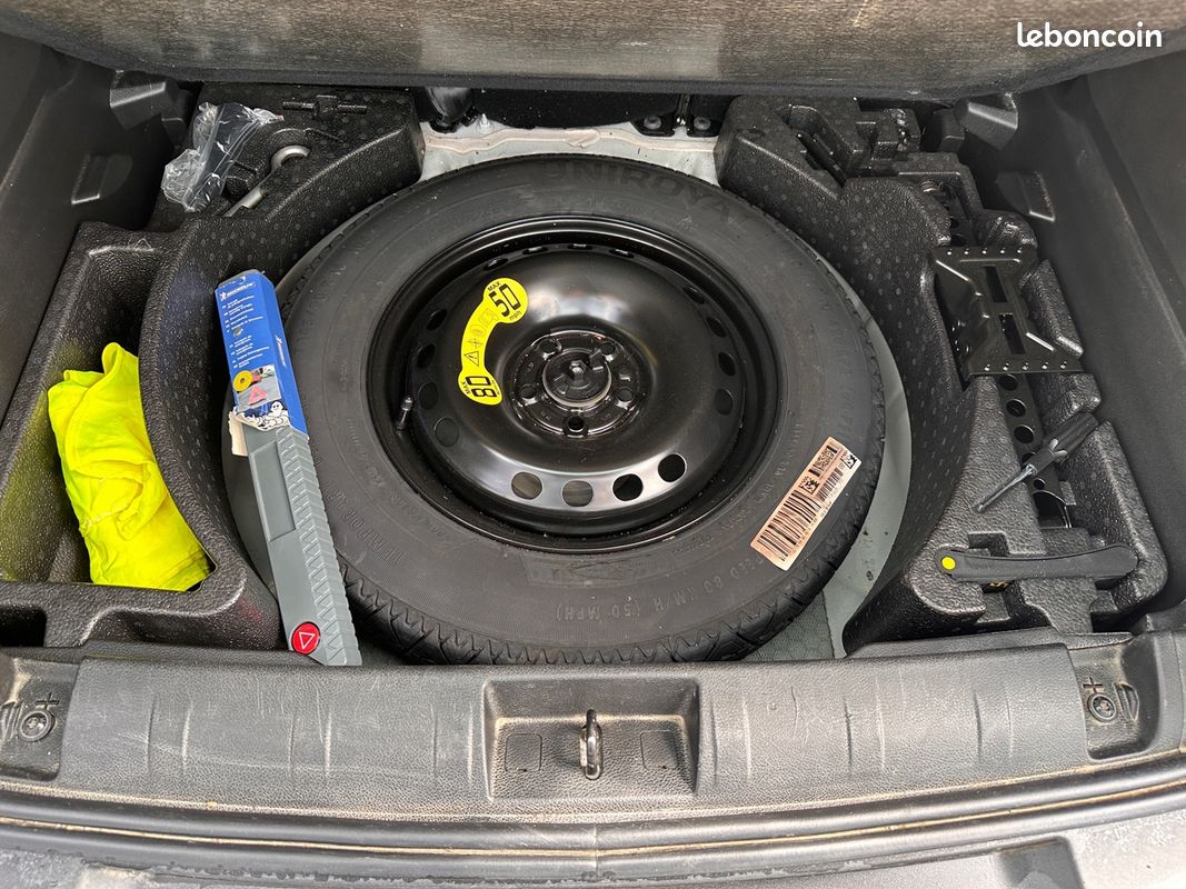 Jeep RENEGADE 1.6 MULTIJET 130CH LIMITED MY21 (image 6)