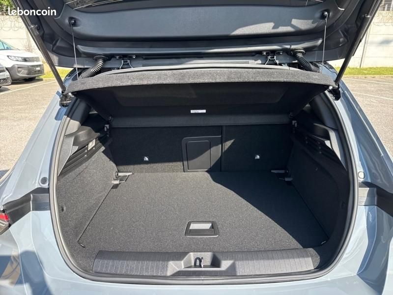 Opel Astra 1.2 Turbo Hybrid 145ch Ultimate e-DCT 6 (image 6)