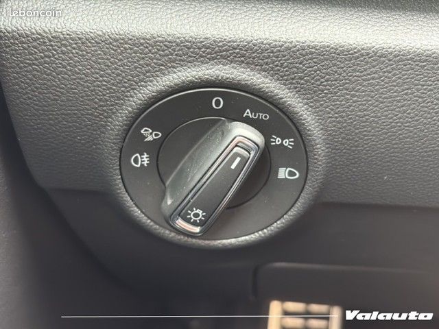 Volkswagen T-Roc R LINE 2.0 TDI 150CH DSG7 (image 11)