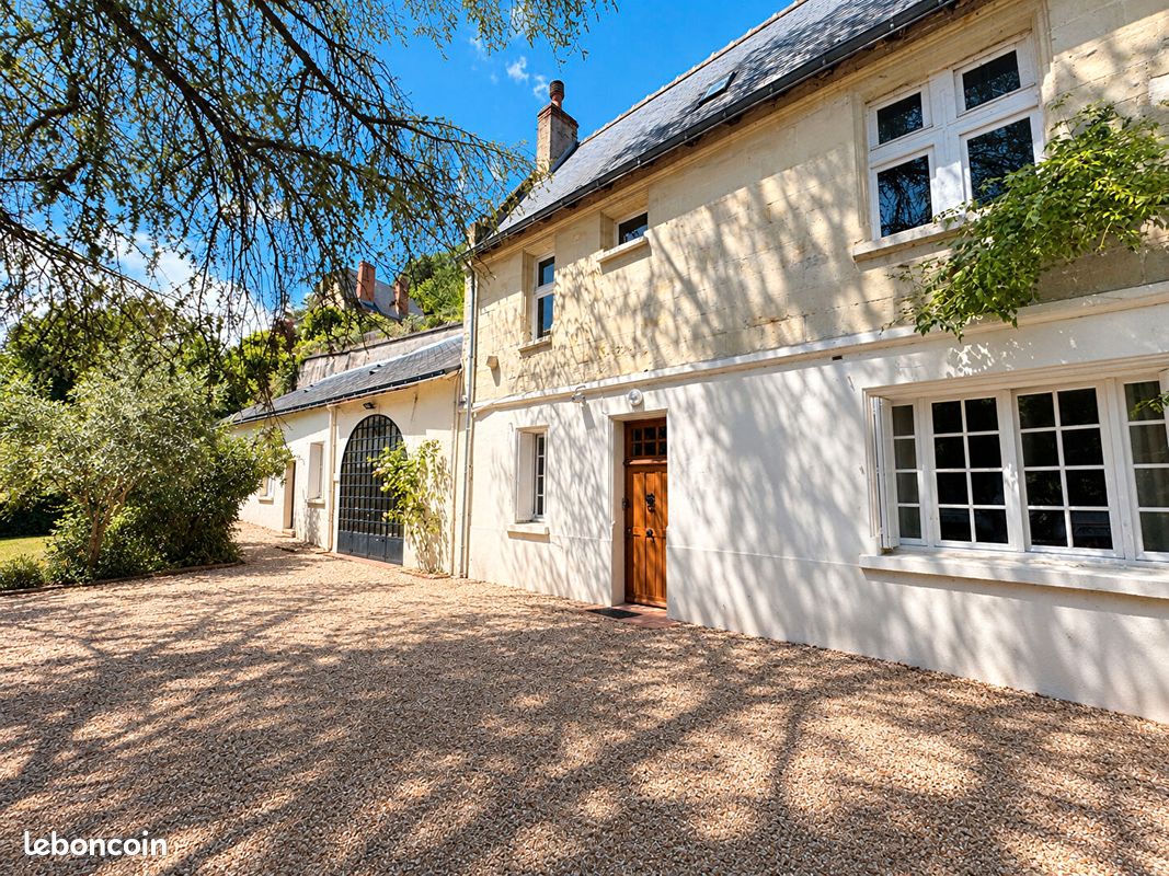 Maison 6 pièces 153 m² · à Rochecorbon · 153 m² · 399 000 €