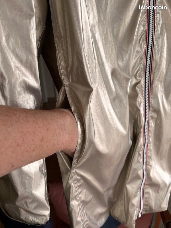 Veste imperméable et réversible (image 5)