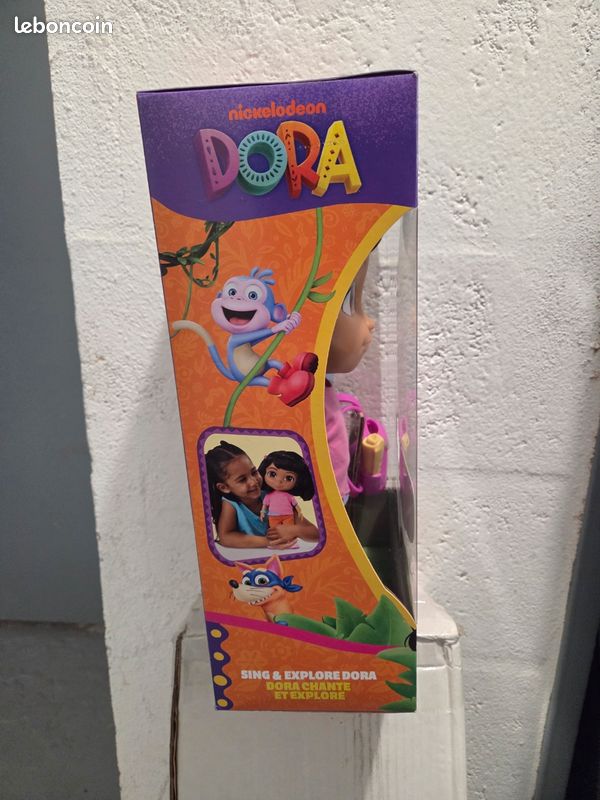 Bonnet D'hiver Dora L'exploratrice Rouge/rose - Neuf Avec étiquettes, Pour Petite Fille/bambin