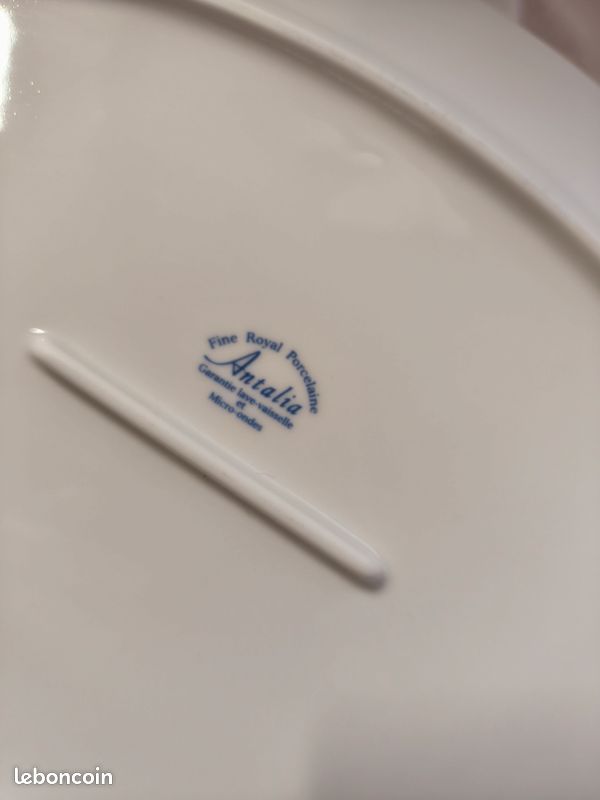 Plats en porcelaine (image 6)