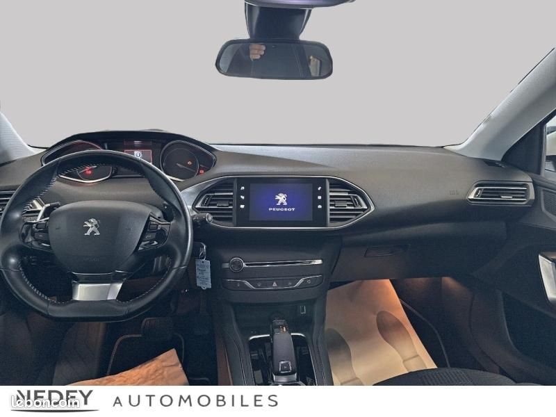 Peugeot 308 SW 1.2 PureTech 130ch E6.3 S&S Allure Business EAT8 (image 8)
