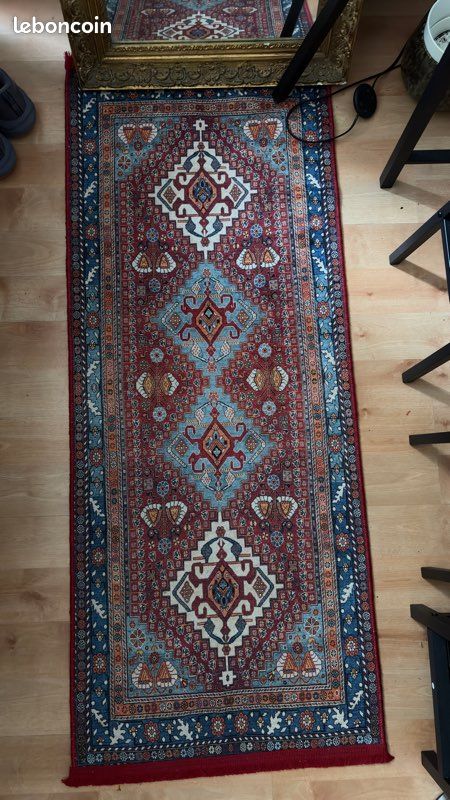 Tapis rouge orange bleu (image 1)
