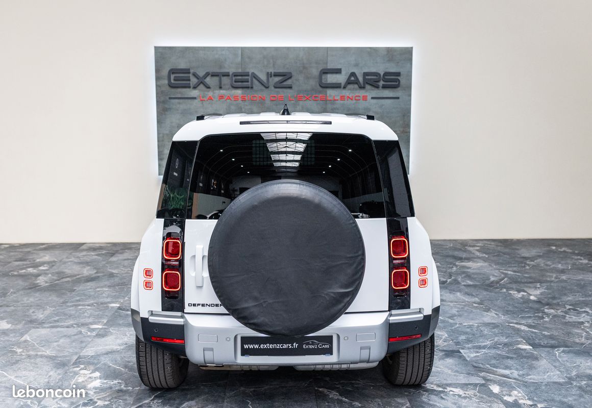 Land Rover Defender 110 3.0 D250 Hard Top S - 2 Places - 14.000 Kms - 1ère Main Origine FR - Garantie 04/2029 (image 12)