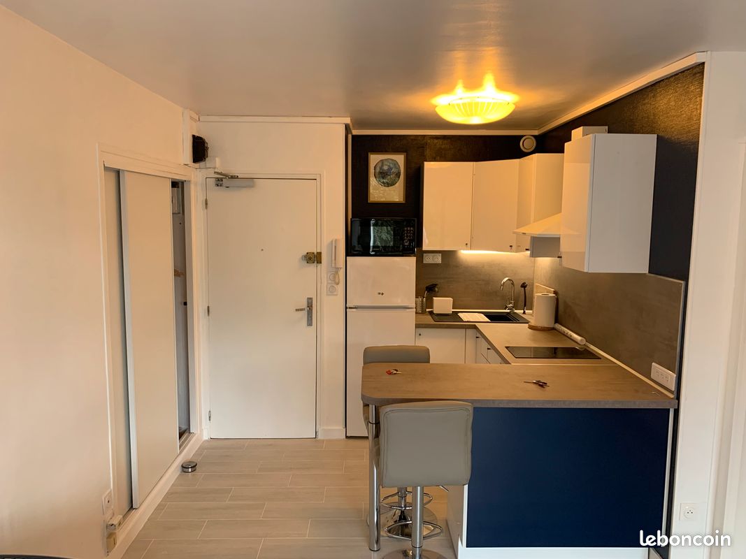 Appartement 1 pièce 28 m² · à Morlaix · 28 m² · 560 €