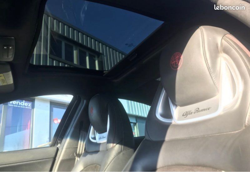 Alfa Romeo Giulietta Lusso 1.4 MultiAir 150cv (image 3)