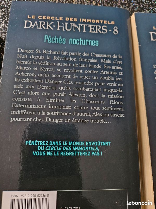 Lot de 5 livres dark hunters (image 3)