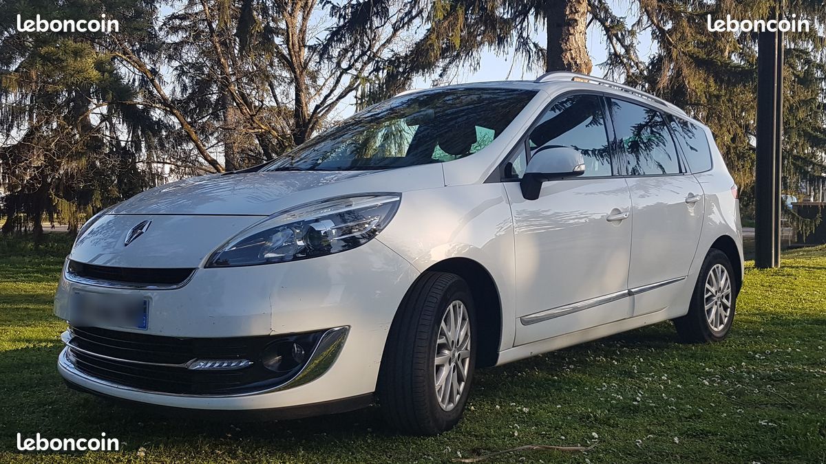 Renault Grand Scenic Bose 7 places 1.5 dCi 110 EDC (image 1)