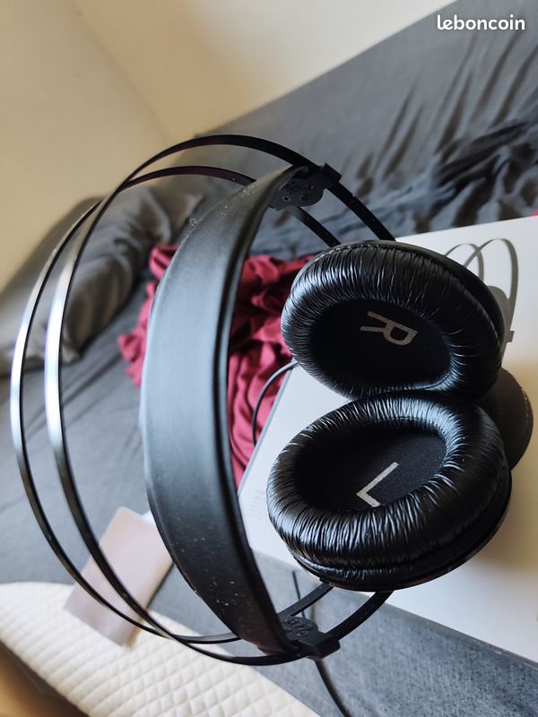 AKG Audio K52 (K-52) Casque fermé comme neuf (image 3)