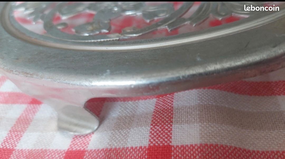 Dessous De Plat Rond Vintage Aluminium – Années 1930/40 – Gris Métal