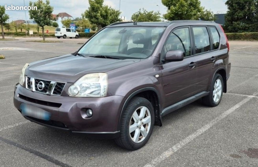 Nissan Xtrail (image 1)