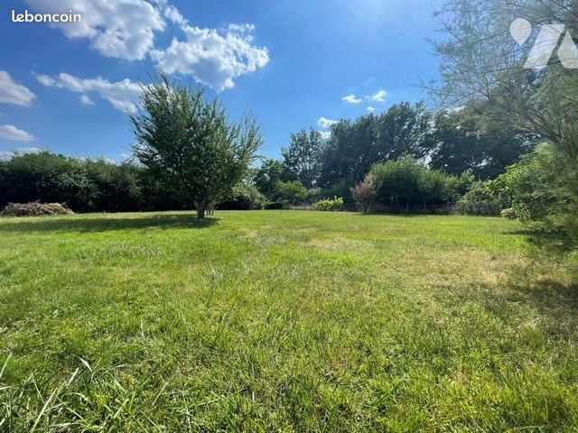 Terrain 615 m² · à Grézieu-la-Varenne · 615 m² · 260 000 €
