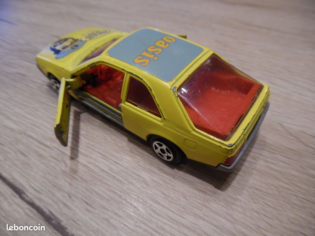 NOREV ancien , lot de 10 jet car RENAULT FUEGO NOREV ancien , lot de 10 jet car RENAULT FUEGO