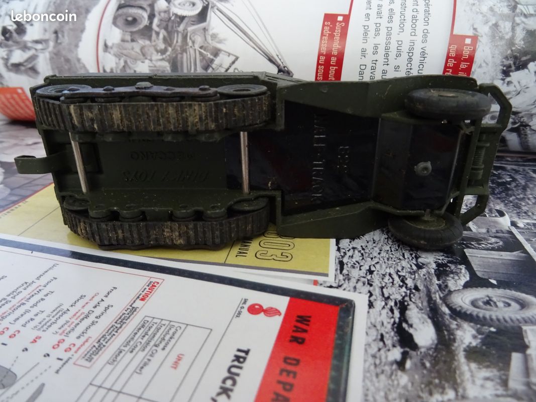 Dinky Toys 822 Half-Track M3 Militaire avec Boîte