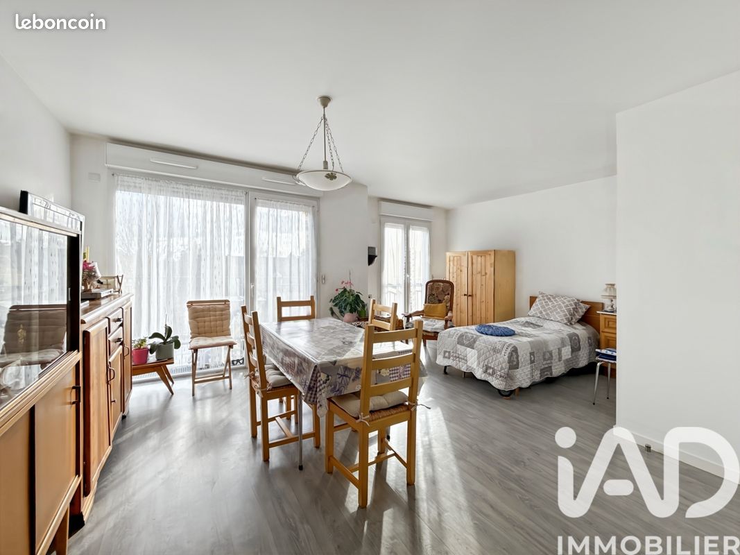 Appartement 1 pièce 34 m² · à Villecresnes · 34 m² · 130 000 €