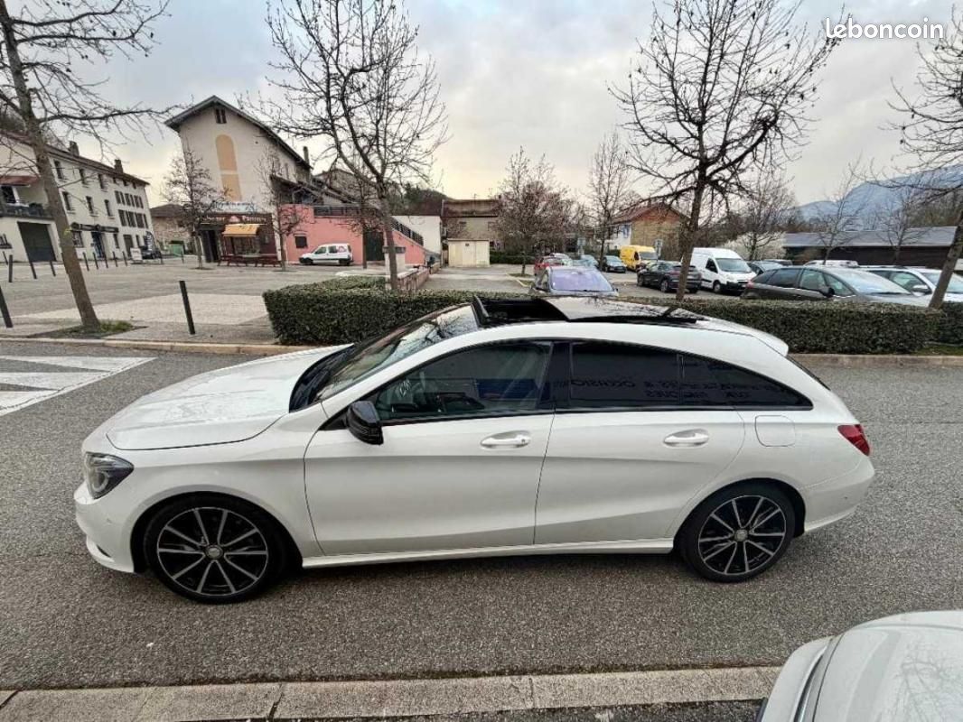 Mercedes CLA Shooting Brake 180 Sensation 7-G DCT (image 7)
