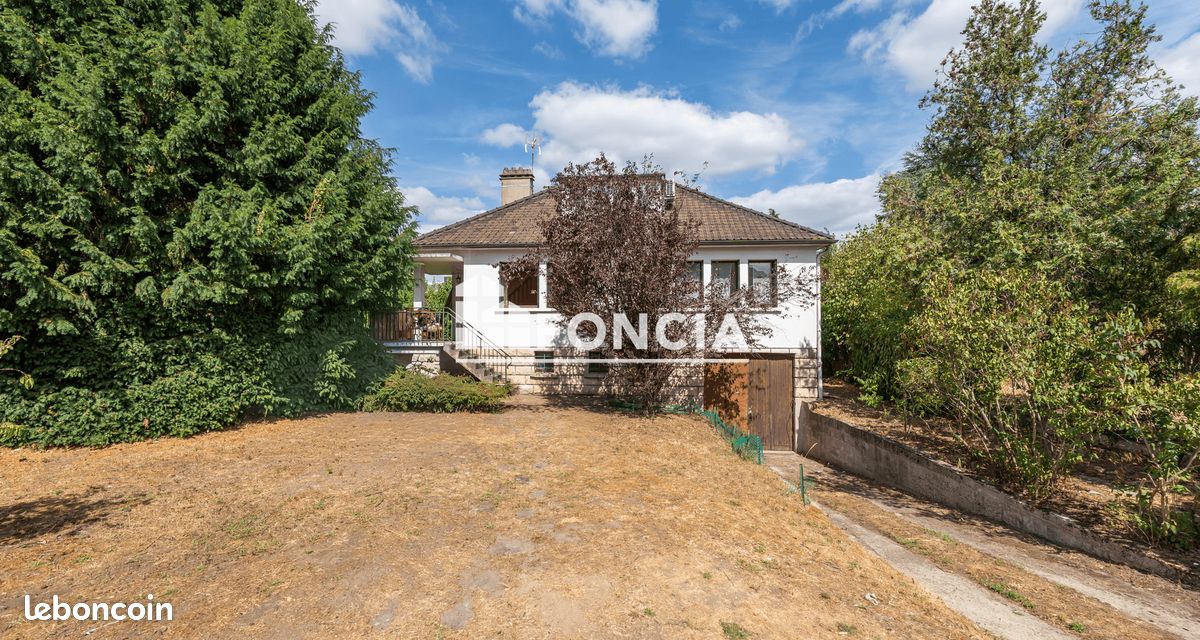Maison 5 pièces 97 m² · à Rueil-Malmaison · 97 m² · 700 000 €