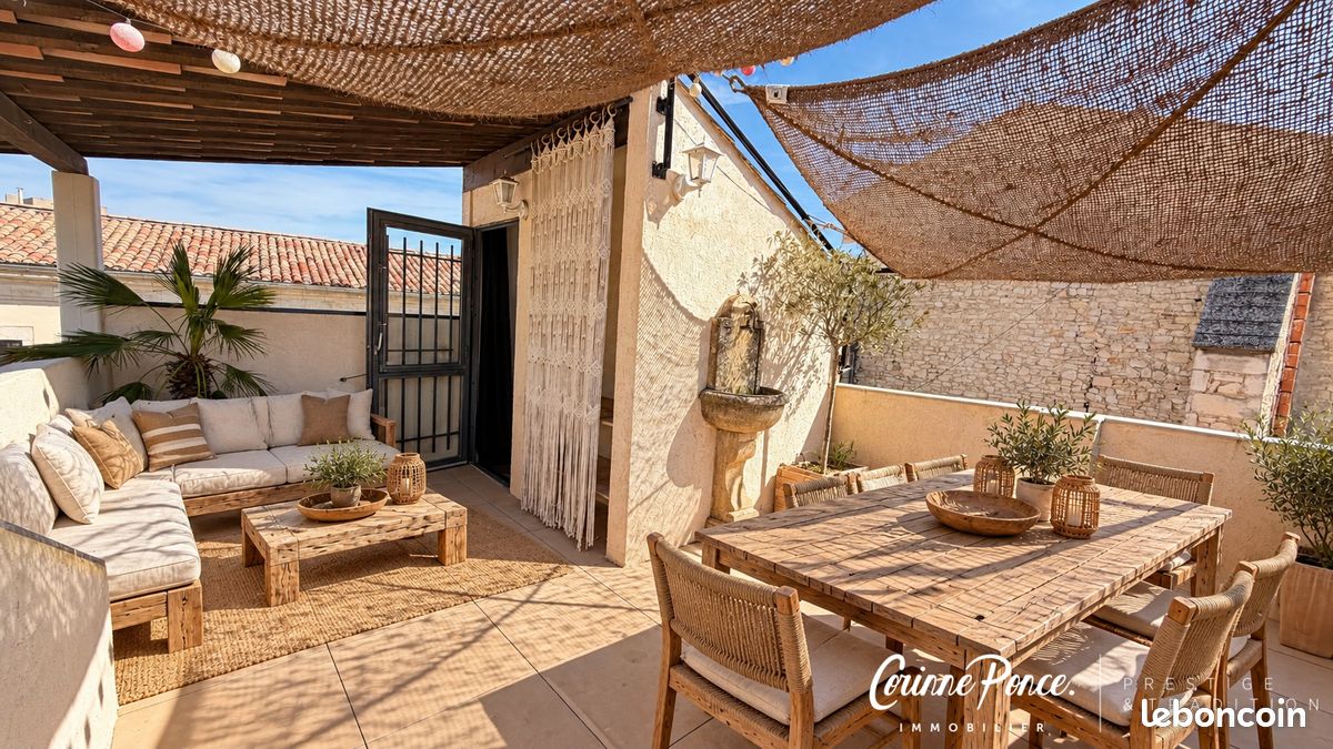 Maison 4 pièces 220 m² · à Nîmes · 220 m² · 585 000 €