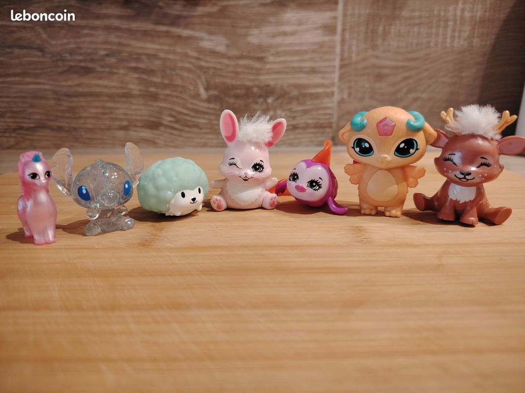 Figurines (image 1)