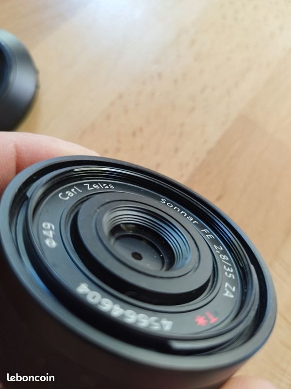 Sony zeiss fe 35mm f2.8 (image 2)