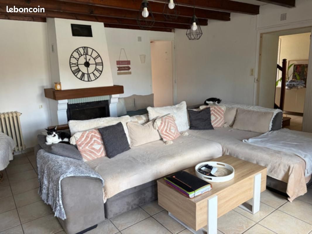 Maison 10 pièces 175 m² · à Sainte-Gemme-la-Plaine · 175 m² · 177 000 €