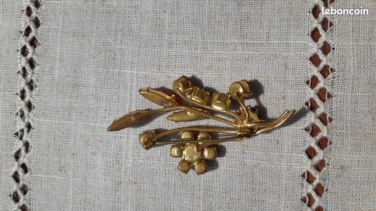 Broche vintage fleur (image 5)
