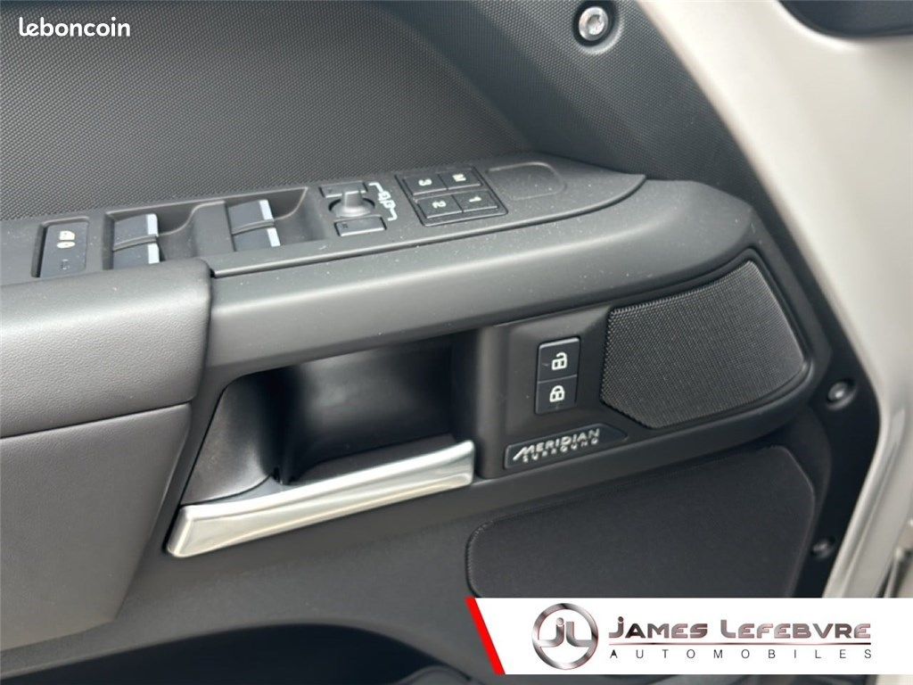 Land Rover Defender II PHEV 110 X-Dynamic HSE (image 12)