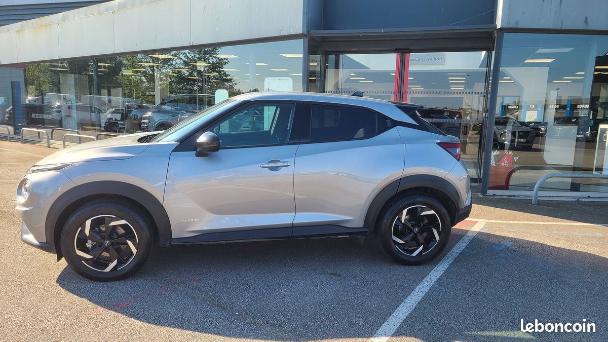 NISSAN Juke HYBRID 143 N-Connecta (image 3)