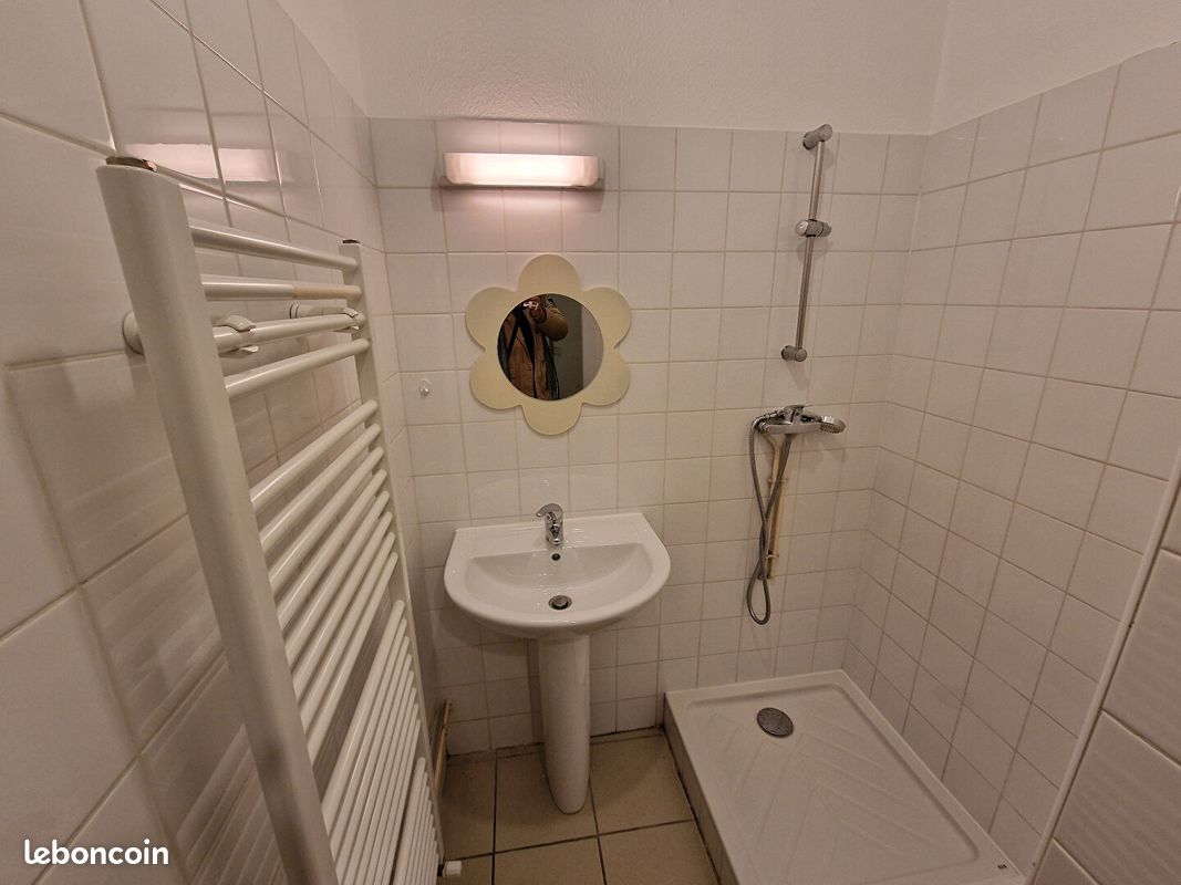 Appartement a louer oyonnax - 2 pièce(s) - 37 m2 - Surfyn