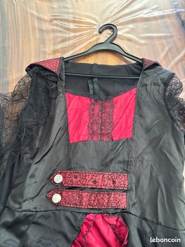 Robe vampire Halloween taille M (image 6)