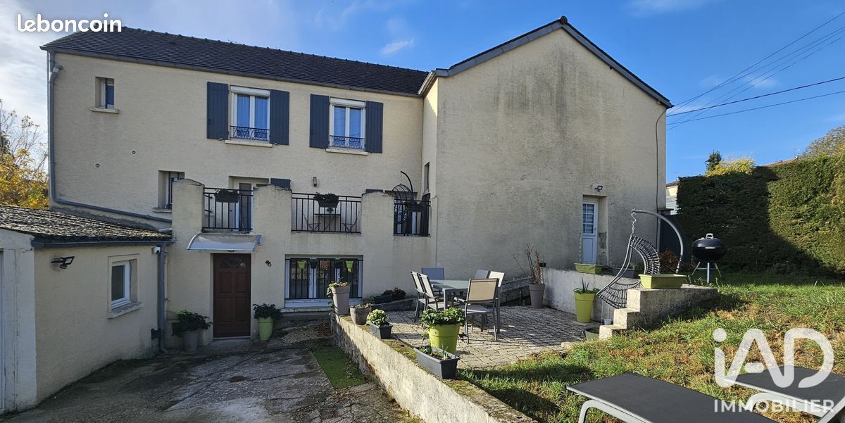 Maison 6 pièces 130 m² · à Ecquevilly · 130 m² · 395 000 €