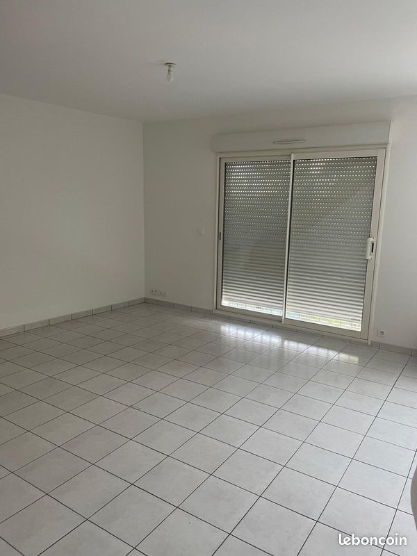 Appartement 2 pièces 55 m² · à Viry-Châtillon · 55 m² · 1 050 €