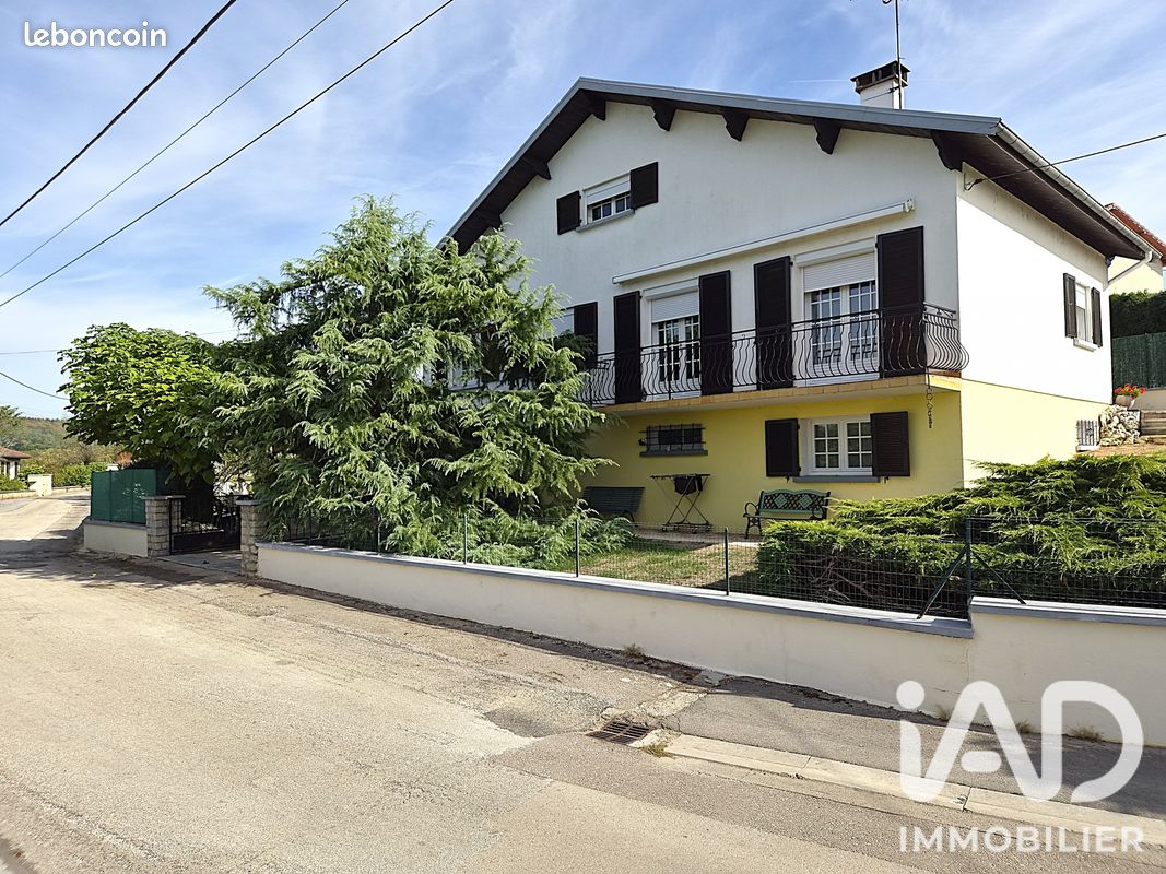 Maison 5 pièces 115 m² · à Marnay · 115 m² · 250 000 €