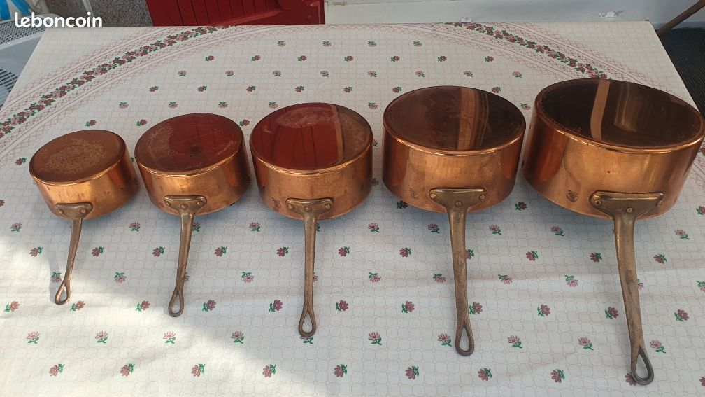 Lot de 5 casseroles en cuivre de Metaux Duvres Vesoul (image 1)