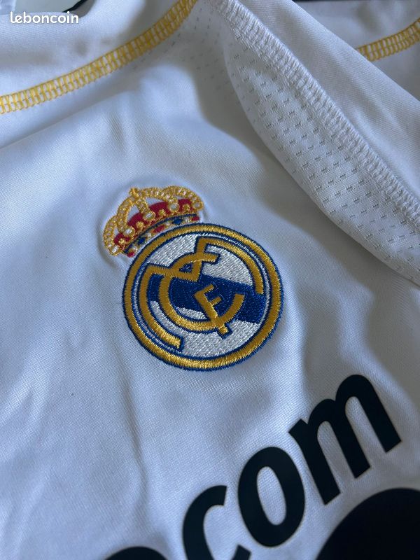 Maillot real madrid 09/10 dédicacé par benzema (image 8)
