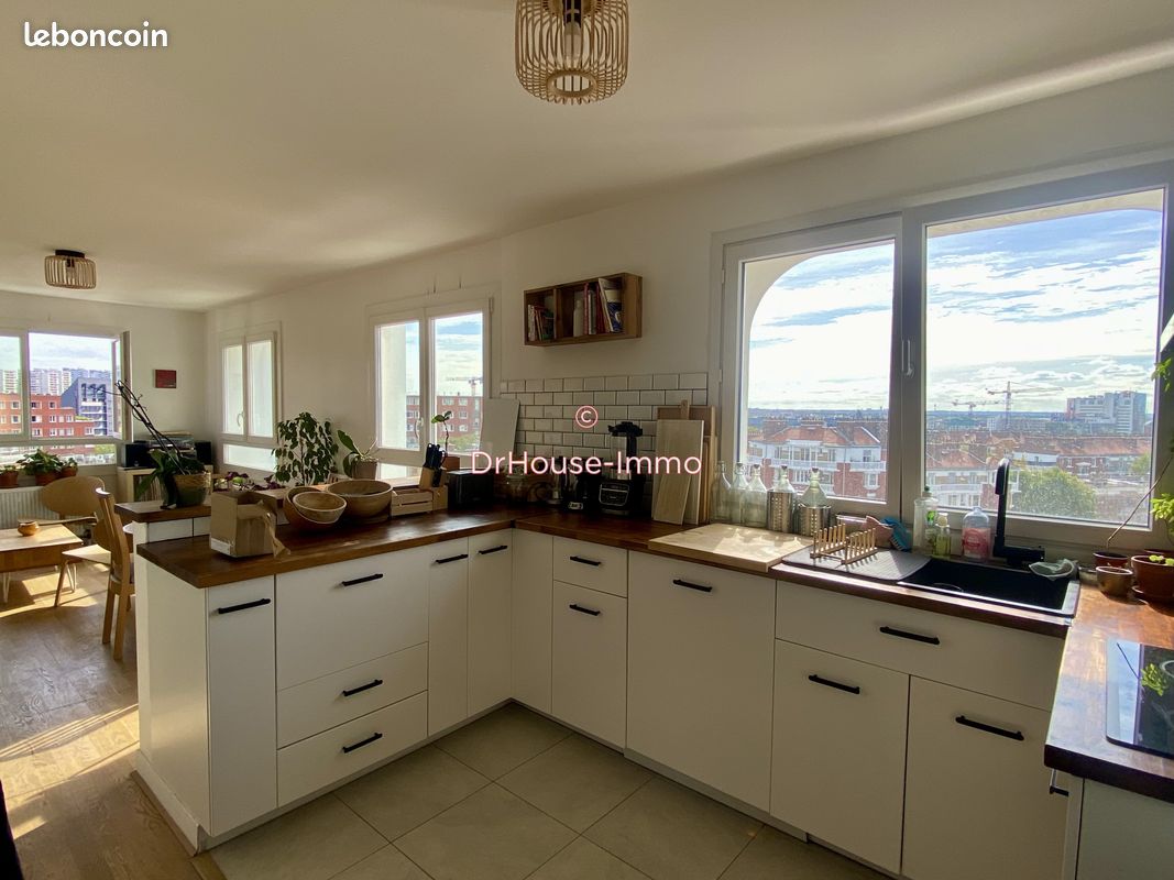 Appartement 4 pièces 82 m² · à Paris · 82 m² · 440 000 €
