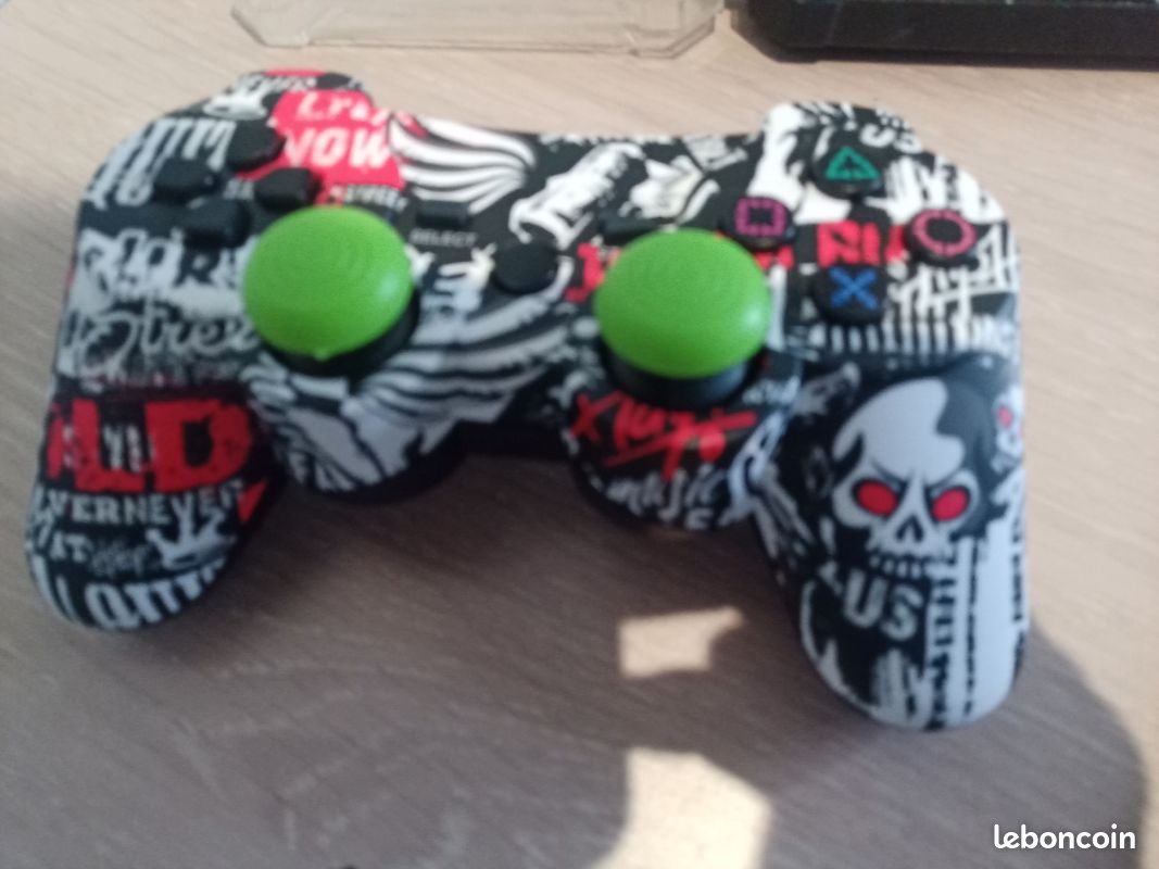 Ps3 plus manette plus most waneted plus mincraft (image 3)