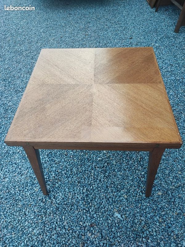 Table de couturière (image 1)