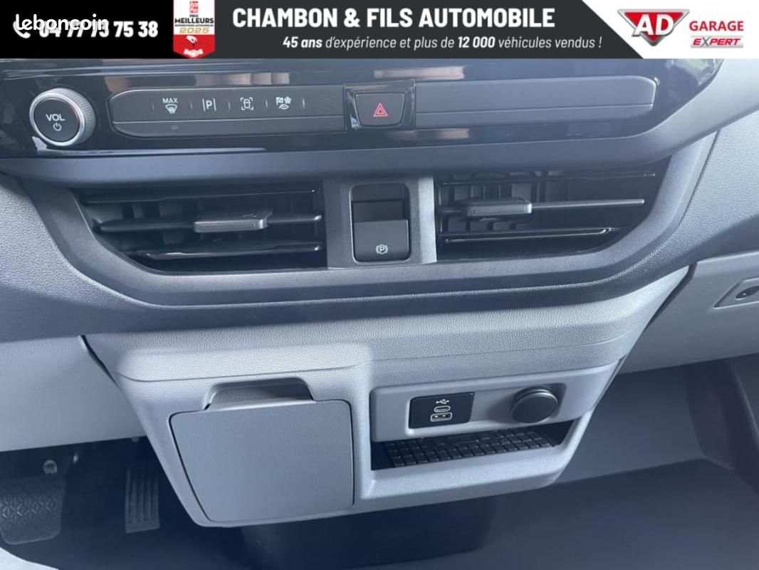 Ford Transit Custom FOURGON 320 L1H1 2.0 ECOBLUE 170 CH BVA8 SPORT Prix:36658 HT (image 14)