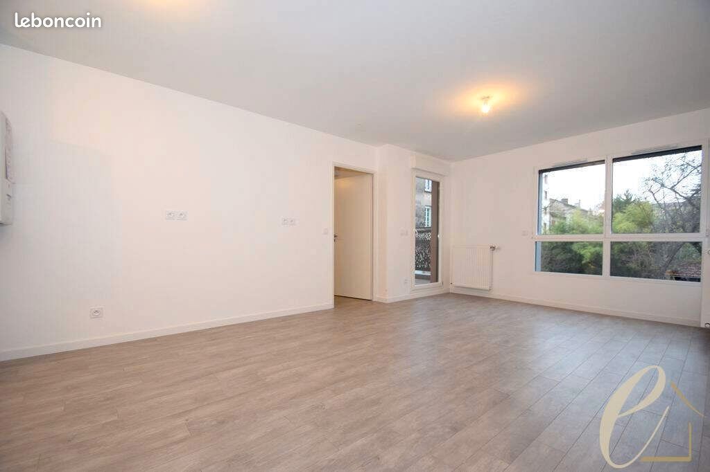 Appartement a louer oullins-pierre-benite - 3 pièce(s) - 55 m2 - Surfyn