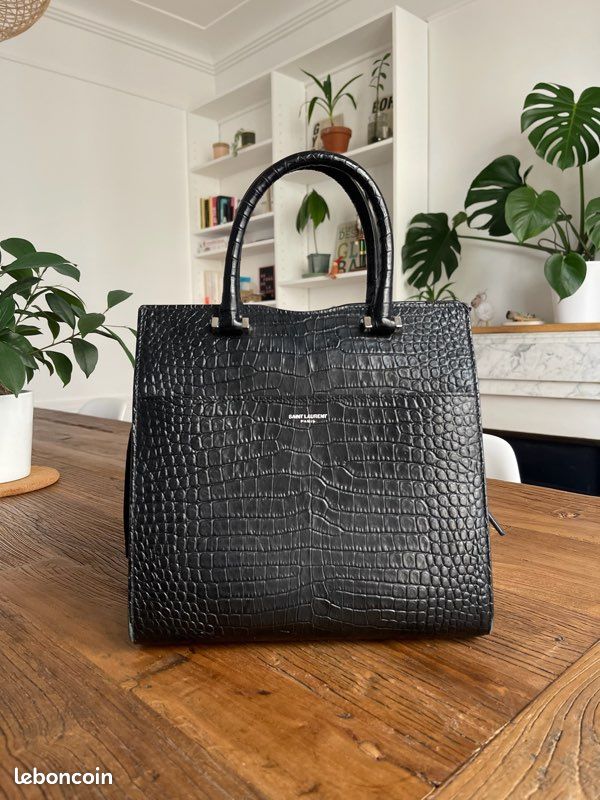 Sac à main Yves Saint Laurent Accessoires Bagagerie