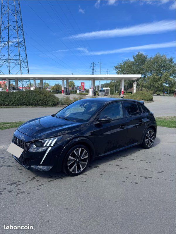 Peugeot 208 Gt Line (image 2)