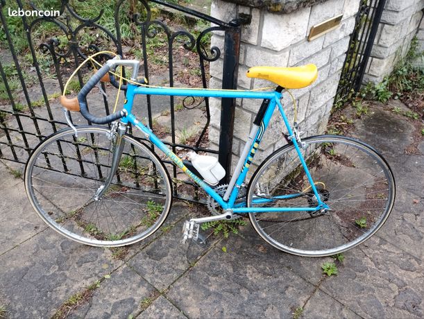 Vélo De Course Vintage Cycles Gitane 55 - Cadre Vert Amande - 10 Vitesses