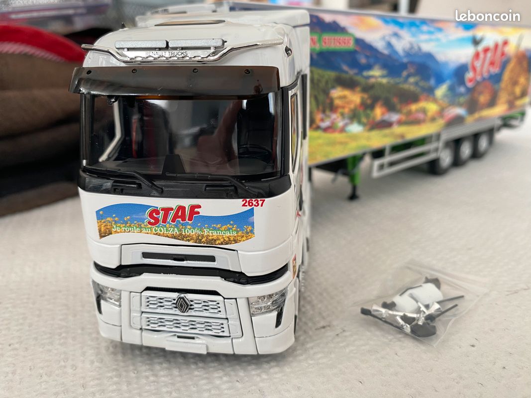 CAMION REMORQUE CITERNE Pub Magyar De Marque Eligor L Echelle 1/43 EUR