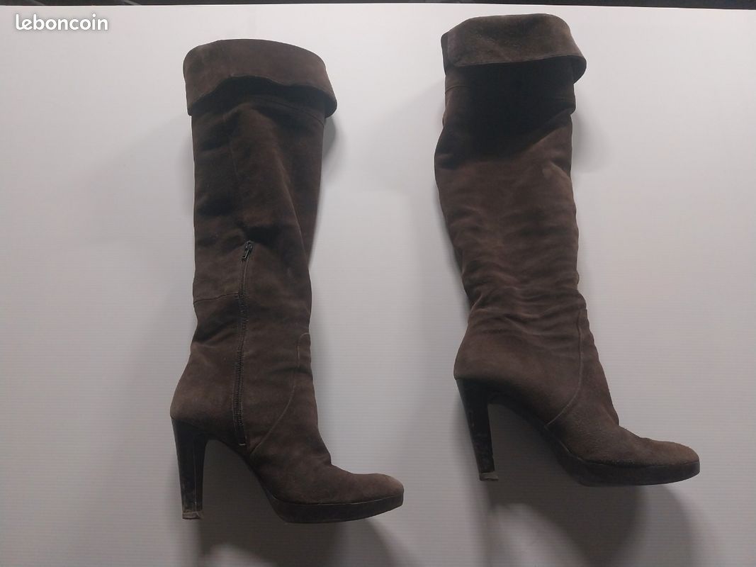 Chaussures Cuissardes Cuissardes Daim Taupe Bottes Cuissardes San