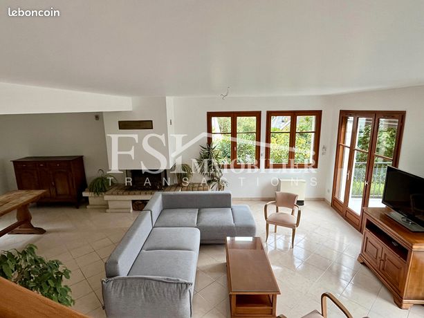 Maison 7 pièces 180 m²
