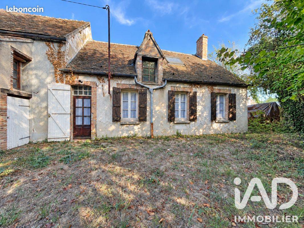 Maison 3 pièces 65 m² · à Saint-Sérotin · 65 m² · 54 900 €